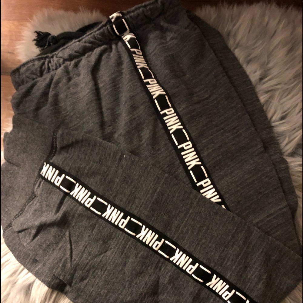 Beautiful Victoria’s Secret PINK Pants❤️